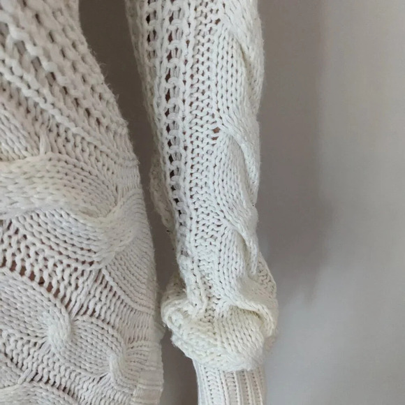 Lola B. Cable Knit Asymmetrical Turtle Neck White Sweater Dress Size L - Picture 6 of 10